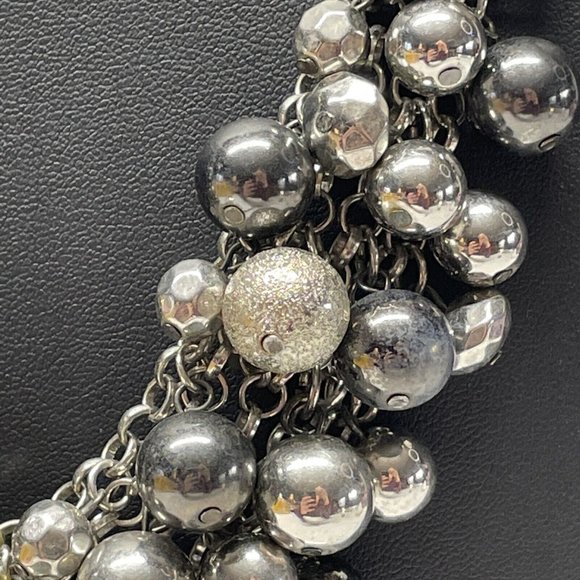New York & Company Bold Bib Necklace with Gunmetal Tone Beads Adjustable N21 - Picture 5 of 12